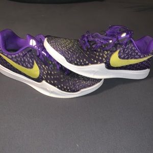 Nike Kobe Mamba Rage “Purple and Yellow” Size 11.5